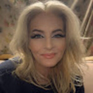 Meet your Posher, Sabrina